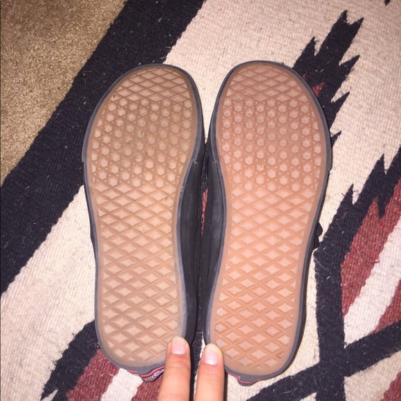 ALL BLACK CLASSIC VANS!! - Picture 5 of 5